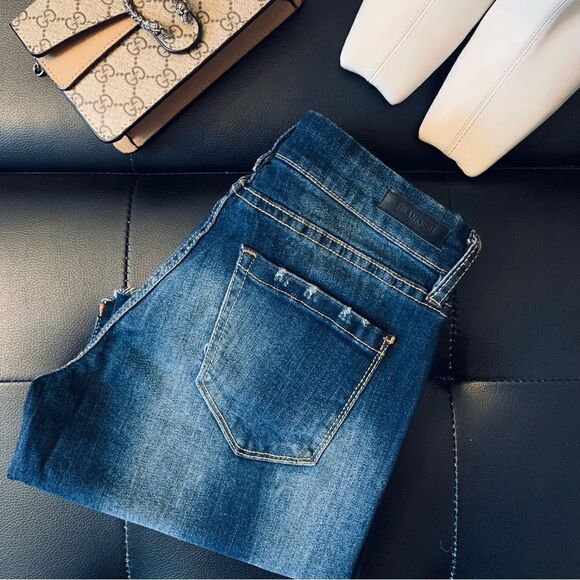 BLANK NYC SHORTS - Picture 2 of 10